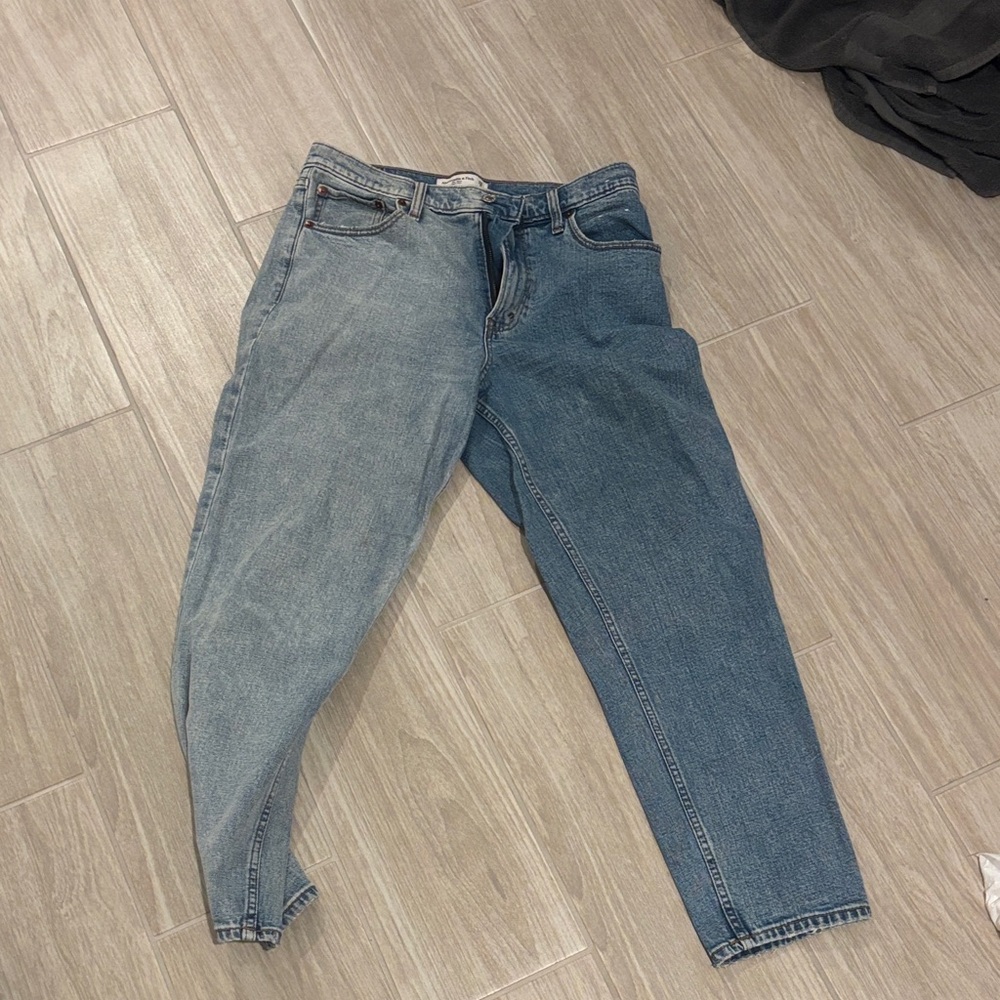 Abercrombie & Fitch Dual Blue Jeans